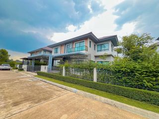 For sale 4 bedrooms house in Thanyaburi, Pathum Thani