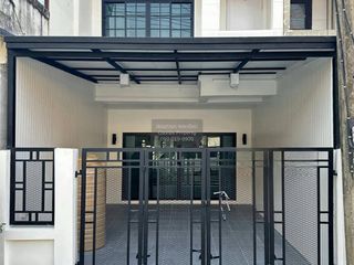 For sale 2 bedrooms townhouse in Thanyaburi, Pathum Thani