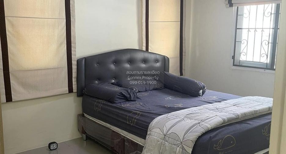 For sale 4 bedrooms townhouse in Mueang Pathum Thani, Pathum Thani