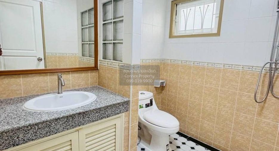 For sale 4 bedrooms house in Sai Noi, Nonthaburi