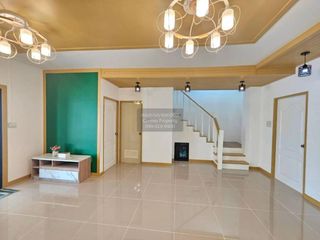 For sale 5 bedrooms townhouse in Sai Noi, Nonthaburi
