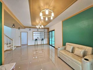 For sale 5 bedrooms townhouse in Sai Noi, Nonthaburi