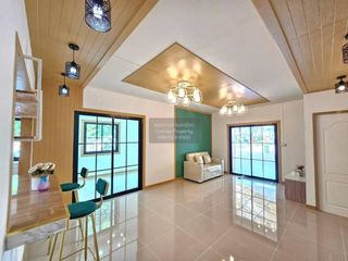 For sale 5 bedrooms townhouse in Sai Noi, Nonthaburi
