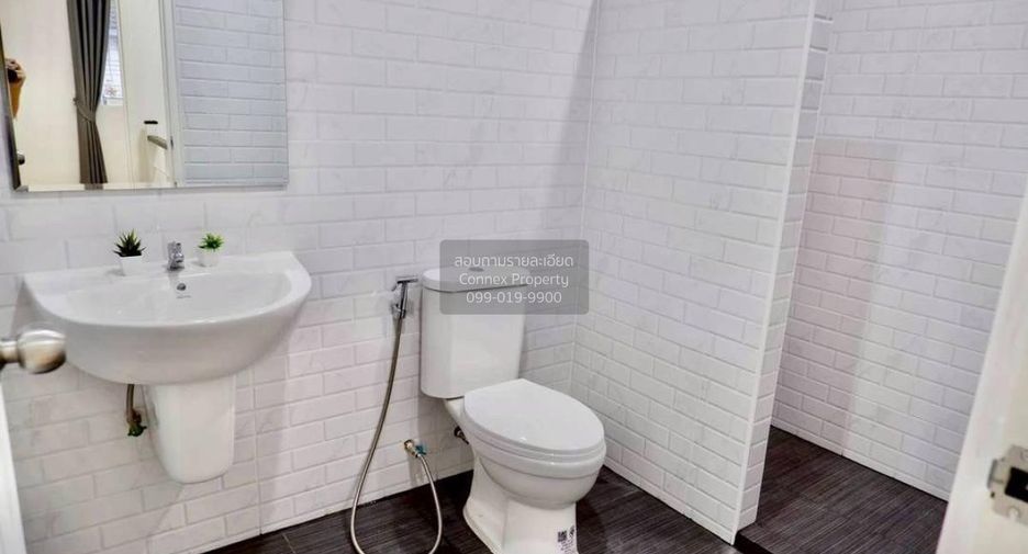 For sale 3 bedrooms townhouse in Lam Luk Ka, Pathum Thani