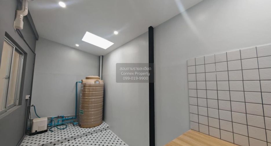For sale 3 bedrooms townhouse in Bang Phli, Samut Prakan