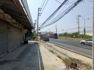 出售 2 卧室 商业空间 在 Ban Pong, Ratchaburi