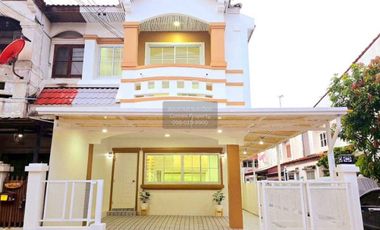 Casa adosada en venta de 2 habitaciones en Mueang Nonthaburi, Nonthaburi