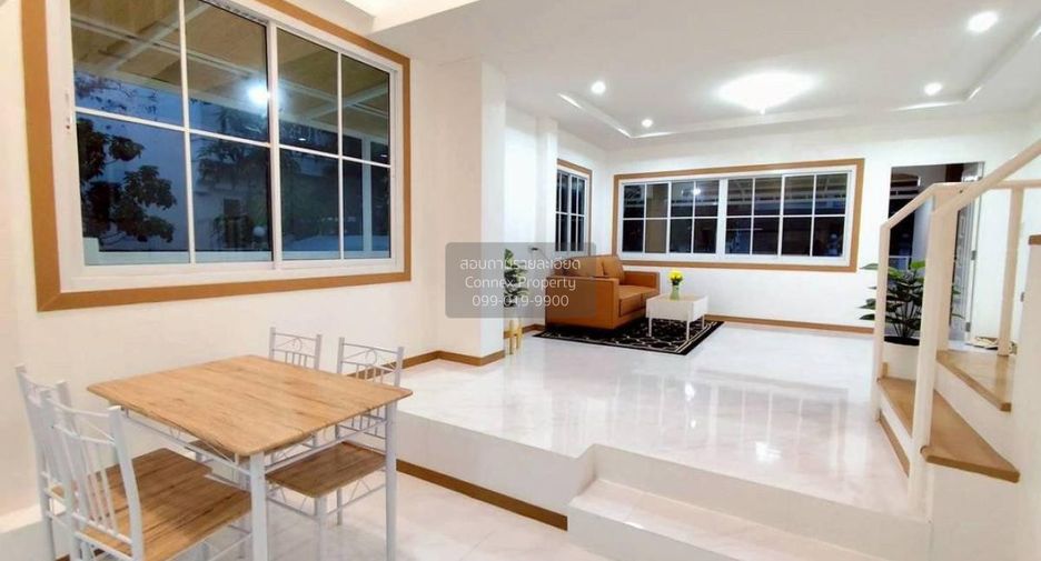 Casa adosada en venta de 2 habitaciones en Mueang Nonthaburi, Nonthaburi
