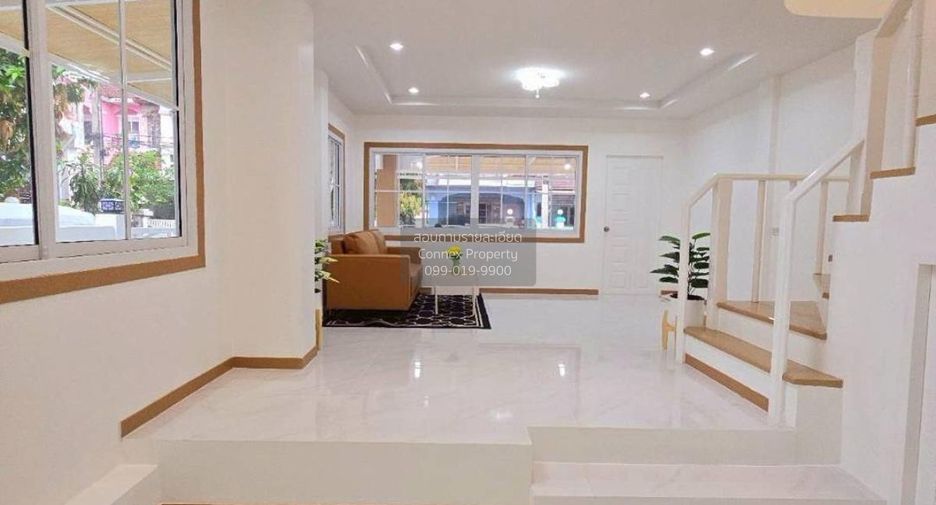 Casa adosada en venta de 2 habitaciones en Mueang Nonthaburi, Nonthaburi