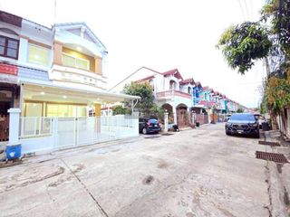 For sale 2 bedrooms townhouse in Mueang Nonthaburi, Nonthaburi