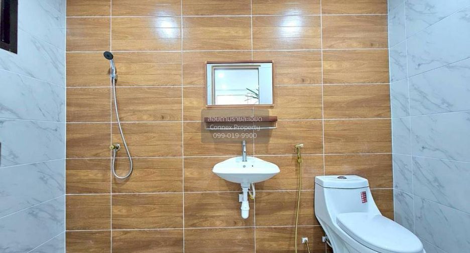 Продажа 3 спальни таунхаус в Bang Bua Thong, Нонтабури