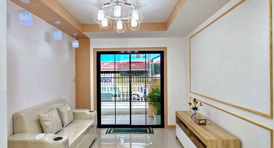 Продажа 3 спальни таунхаус в Bang Bua Thong, Нонтабури