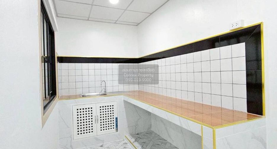 Продажа 3 спальни таунхаус в Bang Bua Thong, Нонтабури