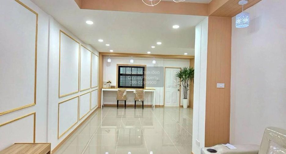Продажа 3 спальни таунхаус в Bang Bua Thong, Нонтабури