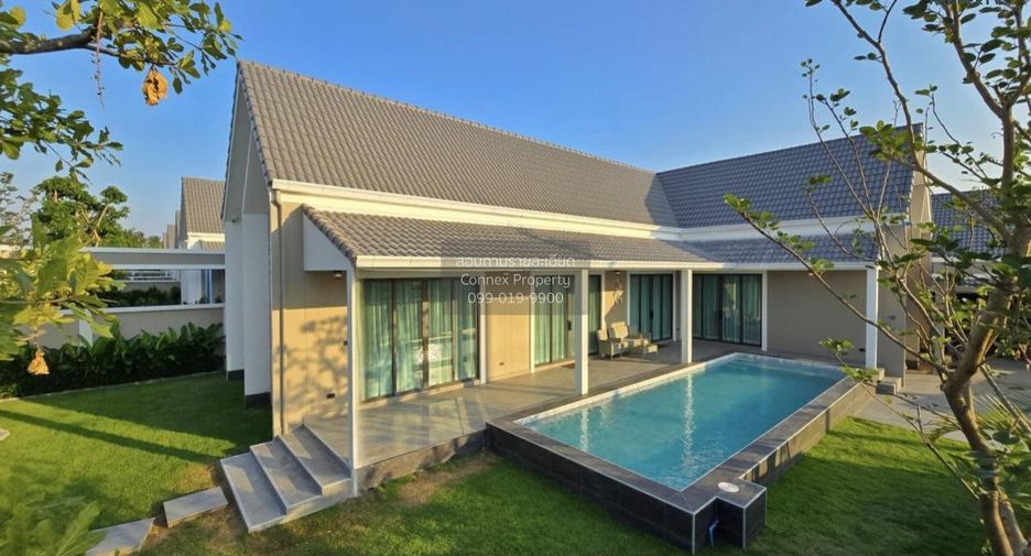 For sale 3 bedrooms villa in East Pattaya, Pattaya