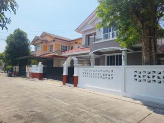 For sale 3 bedrooms house in Thanyaburi, Pathum Thani