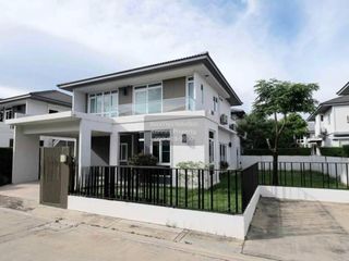For sale 4 bedrooms house in Bang Phli, Samut Prakan