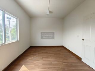 For sale 3 bedrooms townhouse in Mueang Nonthaburi, Nonthaburi