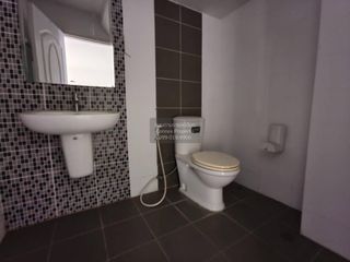 For sale 3 bedrooms townhouse in Mueang Nonthaburi, Nonthaburi