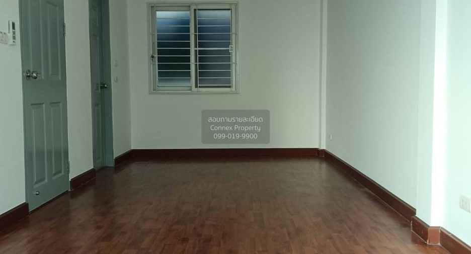 For sale 3 bedrooms townhouse in Bang Phli, Samut Prakan