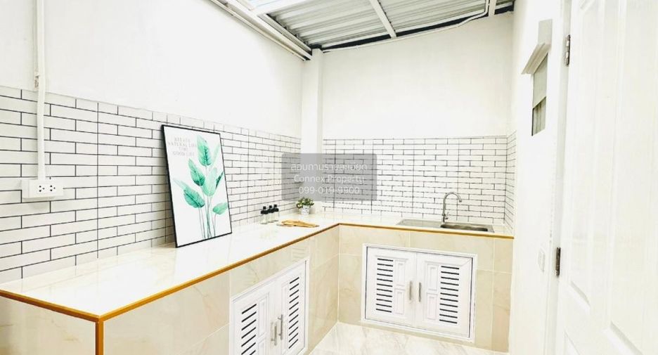 For sale 3 bedrooms townhouse in Sai Mai, Bangkok
