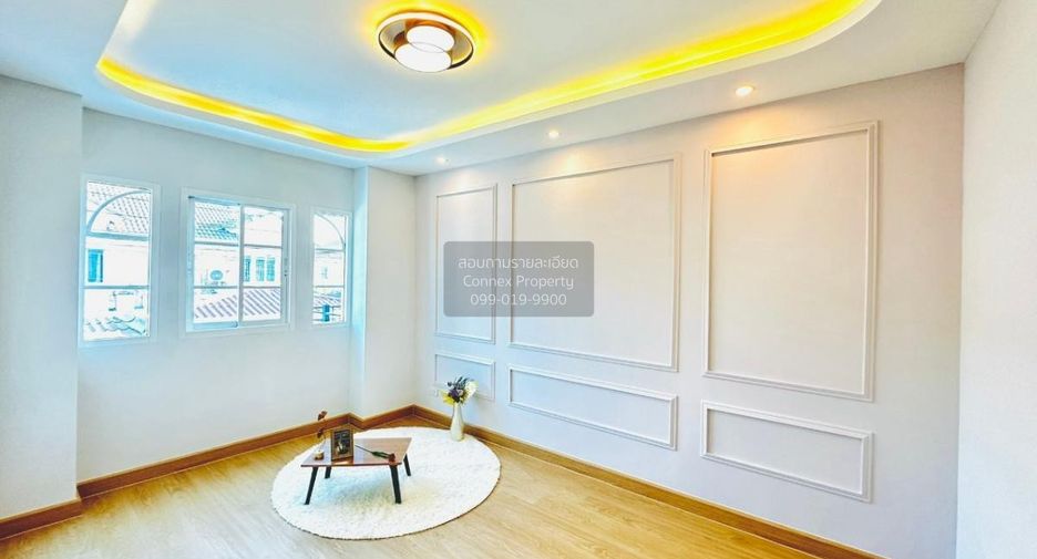 For sale 3 bedrooms townhouse in Sai Mai, Bangkok