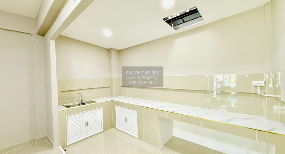 For sale 2 bedrooms townhouse in Bang Bua Thong, Nonthaburi