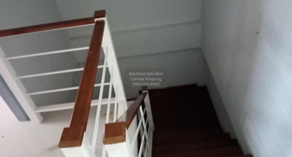 À vendre 3 chambres maison de ville à East Pattaya, Pattaya