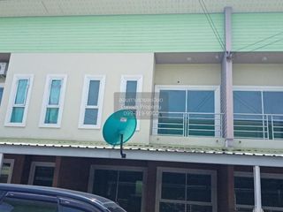 À vendre 3 chambres maison de ville à East Pattaya, Pattaya