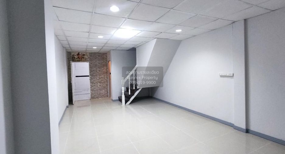For sale 3 bedrooms townhouse in Min Buri, Bangkok