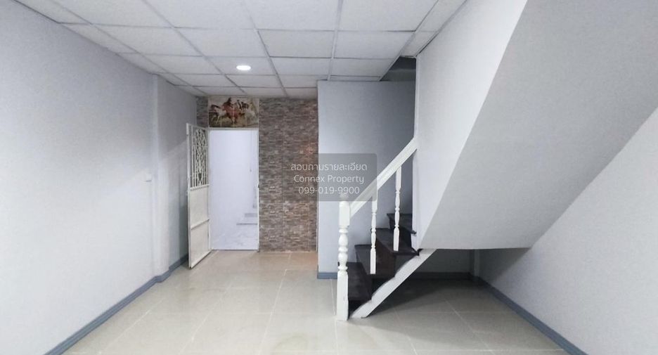 For sale 3 bedrooms townhouse in Min Buri, Bangkok