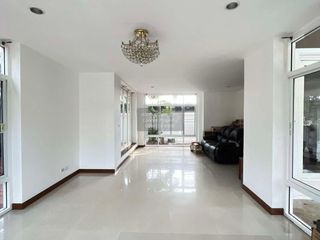 For sale 3 bedrooms townhouse in Mueang Samut Prakan, Samut Prakan