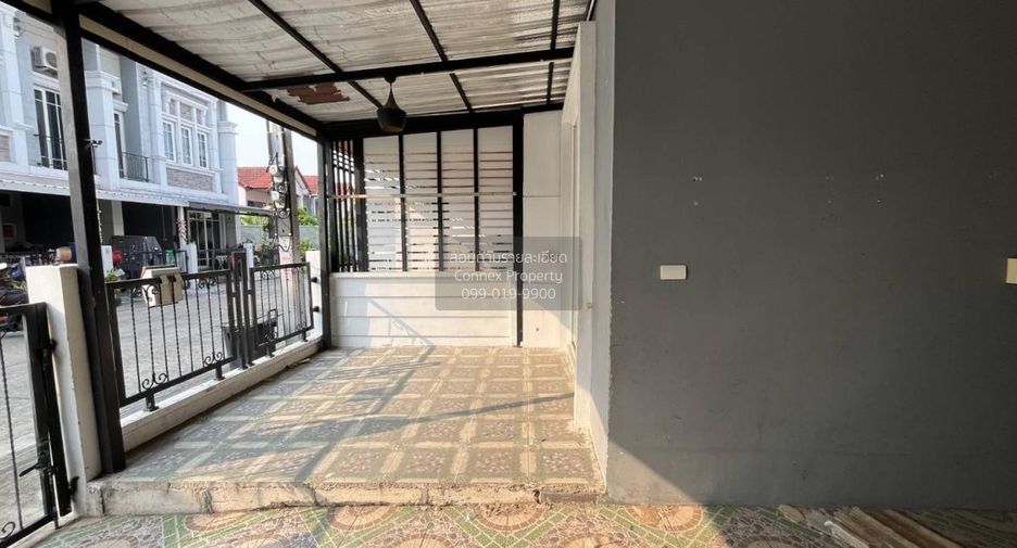 For sale 4 bedrooms townhouse in Mueang Nonthaburi, Nonthaburi