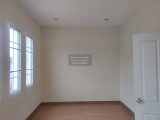 For sale 4 bedrooms townhouse in Mueang Nonthaburi, Nonthaburi