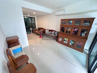 For sale 3 bedrooms townhouse in Bang Khae, Bangkok