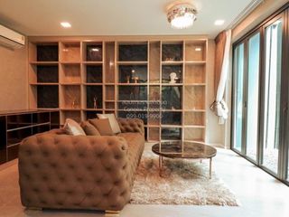 For sale 3 bedrooms house in Saphan Sung, Bangkok