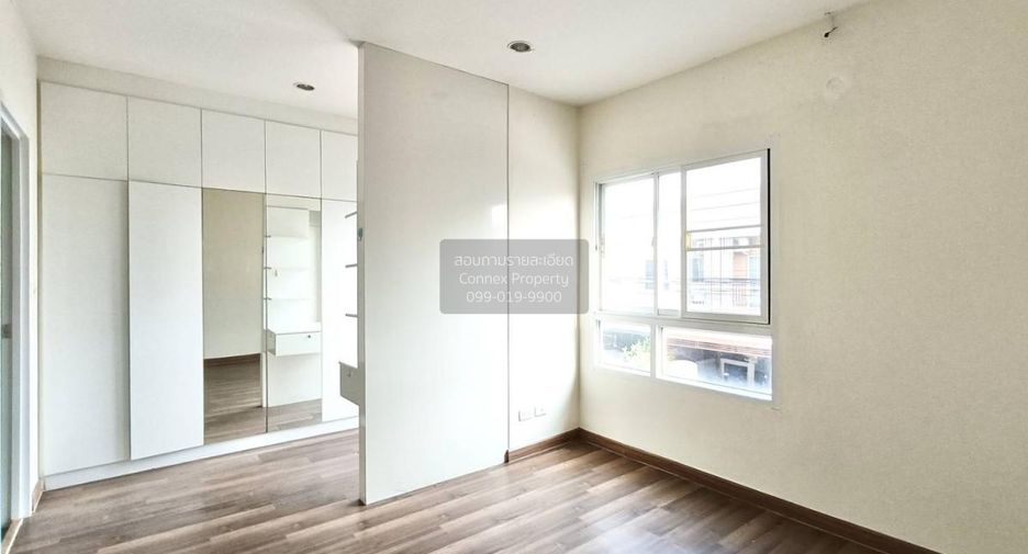 For sale 3 bedrooms townhouse in Bang Yai, Nonthaburi