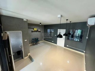 For sale 3 bedrooms townhouse in Rat Burana, Bangkok