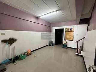 For sale 4 bedrooms townhouse in Mueang Nonthaburi, Nonthaburi