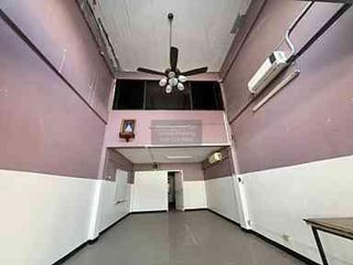 For sale 4 bedrooms townhouse in Mueang Nonthaburi, Nonthaburi
