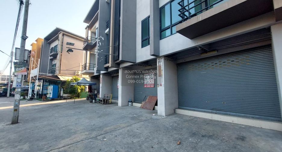 À vendre 3 chambres local commercial à Mueang Chon Buri, Chonburi