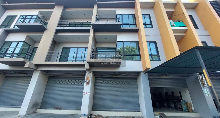 À vendre 3 chambres local commercial à Mueang Chon Buri, Chonburi