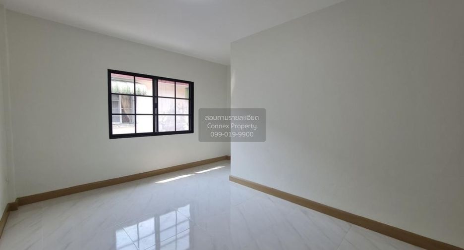 For sale 2 bedrooms townhouse in Khlong Sam Wa, Bangkok
