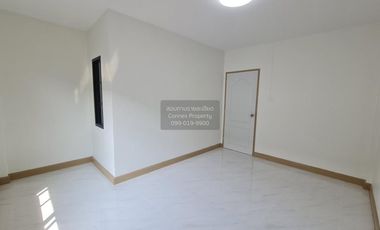 For sale 2 bedrooms townhouse in Khlong Sam Wa, Bangkok