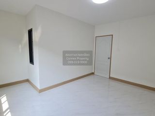 For sale 2 bedrooms townhouse in Khlong Sam Wa, Bangkok