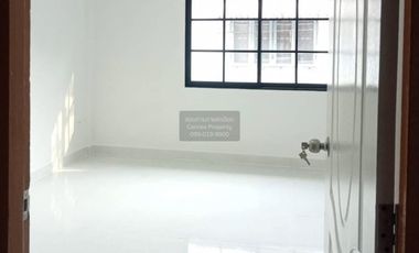 For sale 2 bedrooms townhouse in Khlong Sam Wa, Bangkok