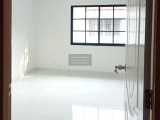 For sale 2 bedrooms townhouse in Khlong Sam Wa, Bangkok