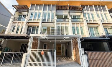 For sale 5 bedrooms townhouse in Bang Kruai, Nonthaburi