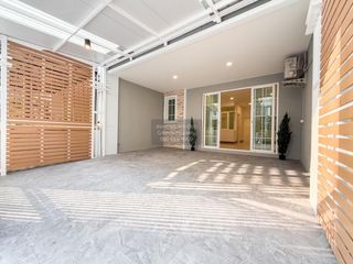 For sale 5 bedrooms townhouse in Bang Kruai, Nonthaburi