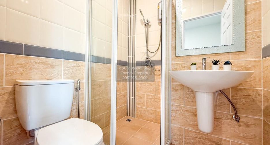 For sale 5 bedrooms townhouse in Bang Kruai, Nonthaburi